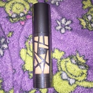 Urban Decan All Nighter Liquid Foundation